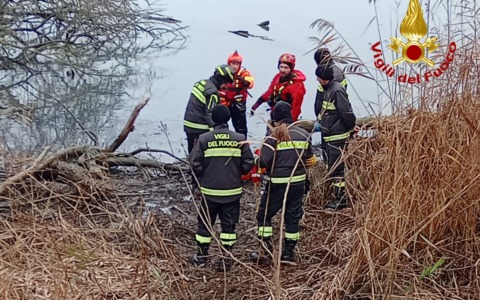 Avvistato da un pescatore il cadavere di un anziano alla foce del Po di Goro