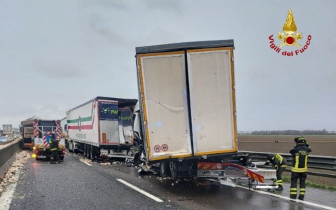 Incidente sull’A13, tre feriti coinvolti e disagi al traffico