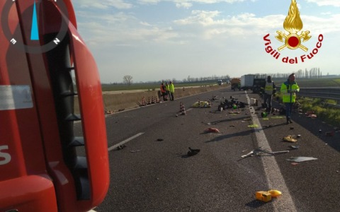 Investito da un furgone sull’A13, morto operaio di un cantiere mobile