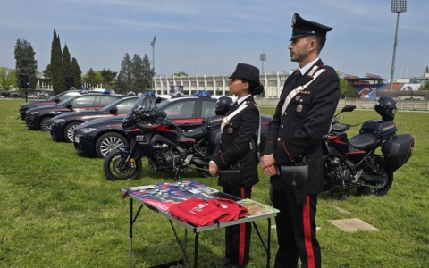 I Carabinieri a sostegno della ricerca contro il cancro: staffetta solidale RUN4HOPE Italia 2024 PRO AIL
