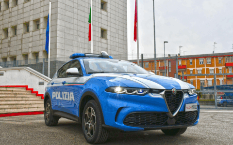 In moto con 10 chili di hashish, 28enne arrestato per spaccio