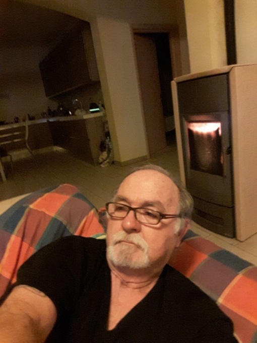 Selfie caricato sul profilo Facebook di Bruno Sette
