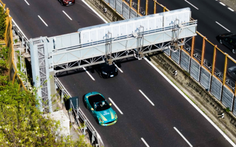 Autostrade per l’Italia lancia il primo servizio che suggerisce agli automobilisti la velocità ottimale