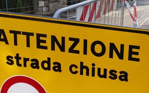 A Lama Polesine strada chiusa per… escrementi