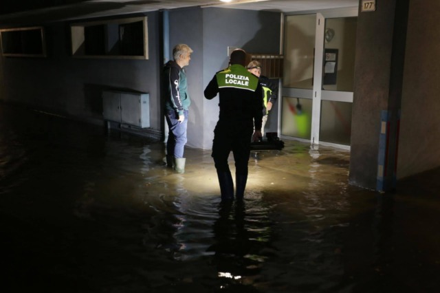 Maltempo in Veneto: allagamenti e danni in Polesine, Zaia dichiara lo stato di emergenza