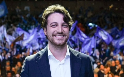 Alberto Stefani è il nuovo presidente della Regione Veneto, eletto con il 66,87% di voti in provincia di Rovigo